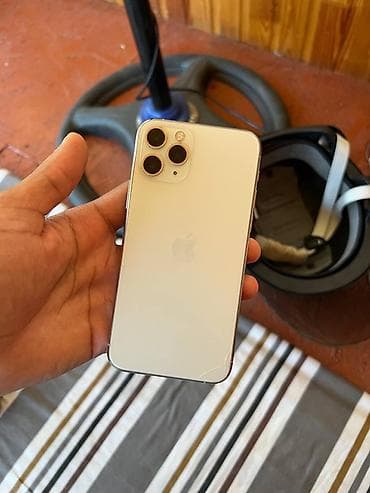 kitchen aid: IPhone 11 Pro, цвет Silver - Экран 5.8", Super Retina XDR (OLED) — 1