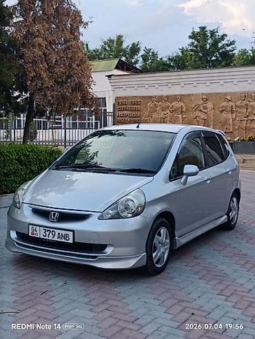forester 2003: Honda Fit: 2003 г., 1.3 л, Вариатор, Бензин, Хэтчбэк — 7