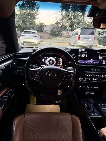 Продажа авто: Lexus ES: 2021 г., 2.5 л, Вариатор, Гибрид, Седан — 9