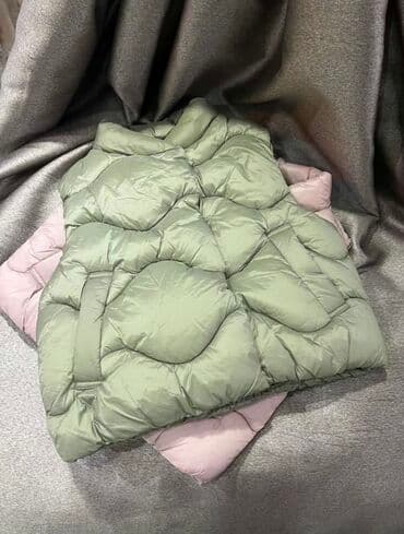 платье дордой: Жилетки для девочек 
ZARA оригинал 
Очень легкие удобные
Цена 1800 с — 5