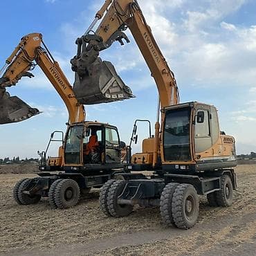 one construction: Услуги экскаватора | Выкорчевывание пней, Траншеи, Котлованы — 5