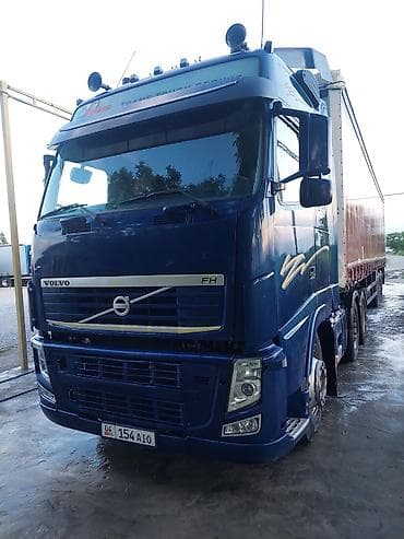 другая мото: Тягач, Volvo, 2009 г., Тентованный — 3