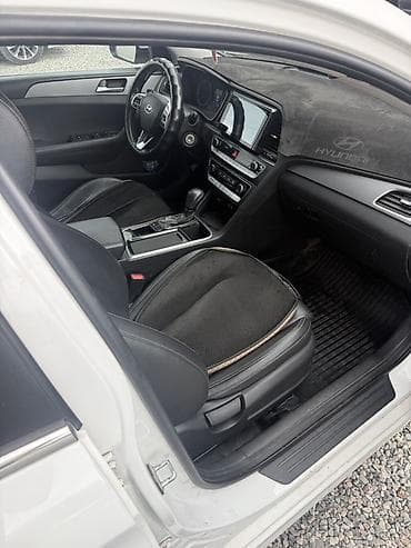 юиз: Hyundai Sonata: 2017 г., 2 л, Автомат, Газ, Седан — 4