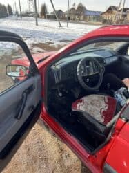 обмен машинами с доплатой: Volkswagen Passat: 1989 г., 1.8 л, Механика, Бензин, Универсал — 5