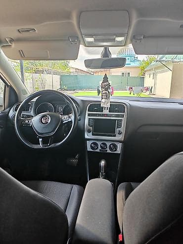 полировщик авто: Volkswagen Polo: 2015 г., 1.4 л, Автомат, Дизель, Хэтчбэк — 6