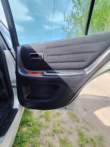 бир: Toyota Altezza: 2005 г., Автомат, Бензин, Универсал — 10