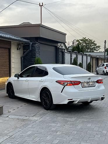 corolla 2016: Toyota Camry: 2018 г., 2.5 л, Автомат, Бензин, Седан — 9
