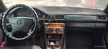 эскорт биш: Mercedes-Benz E-Class: 1994 г., 2 л, Механика, Седан — 3
