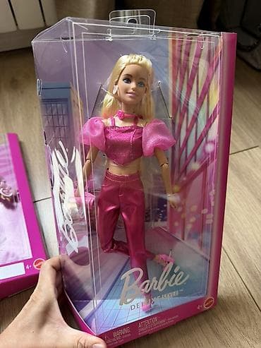 Кукла Barbie Deluxe Style - Оригинальная кукла Barbie в фирменной