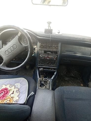 туманник на ауди: Audi 100: 1987 г., 1.8 л, Механика, Бензин, Седан — 3