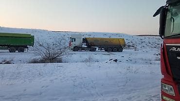 авто с прицепом: Тягач, DAF, Самосвал — 4