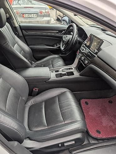 forester 2003: Honda Accord: 2018 г., 2 л, Автомат, Бензин, Седан — 5