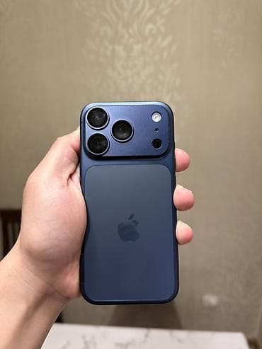 телеви: IPhone 17 Pro, Б/у, 256 ГБ, Синий, Чехол, 98 % — 1