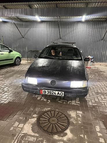 кузов на пассат: Volkswagen Passat Variant: 1991 г., 1.8 л, Кол менен иштөөчү, Универсал — 2