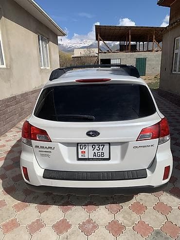 водный мото: Subaru Outback: 2010 г., Автомат, Бензин, Универсал — 3