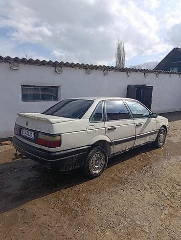 спойлер на фит: Volkswagen Passat: 1989 г., 1.8 л, Механика, Бензин, Седан — 3