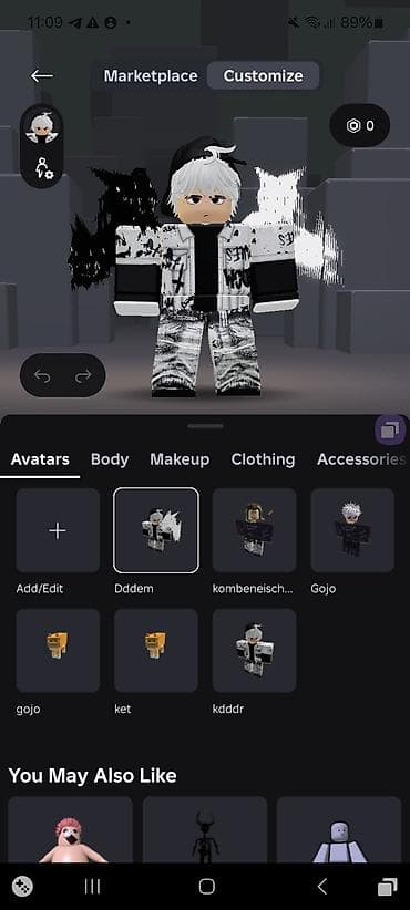 Игровой аккаунт Roblox с прокачанным персонажем и кастомными аватарами