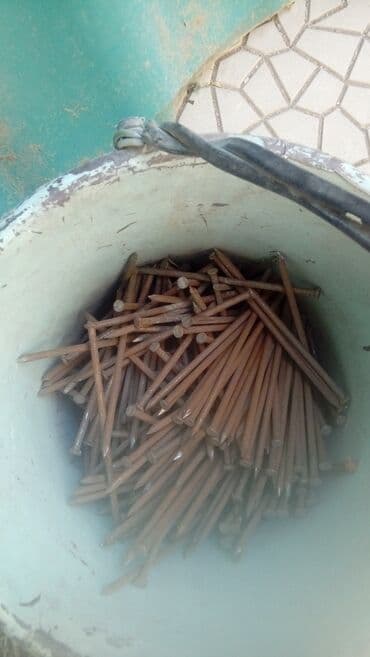 тошоки бу: Б/У: Линолеум коричневый Размеры: 1.40 * 5.55; 1.6*5.55; Б/У Серый — 3