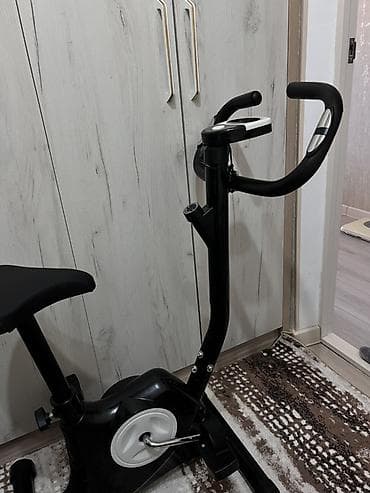 Спорт и хобби: Велотренажер компактный, магнитный - Тихий магнитный привод с плавным — 3