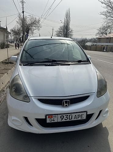 Honda: Honda Fit: 2004 г., 1.3 л, Автомат, Бензин, Хэтчбэк — 2