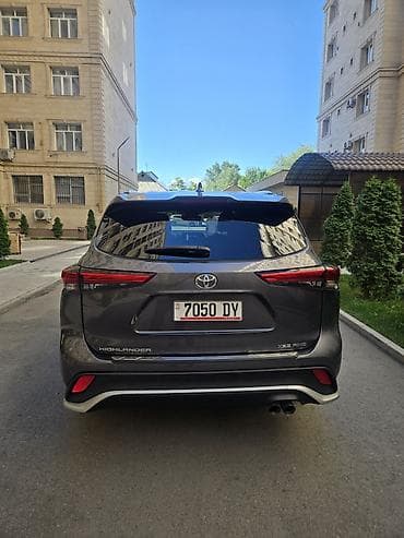 Продажа авто: Toyota Highlander: 2023 г., 2.4 л, Автомат, Бензин, Кроссовер — 3