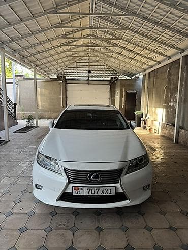 ls 400: Lexus ES: 2015 г., 2.5 л, Вариатор, Гибрид, Седан — 1