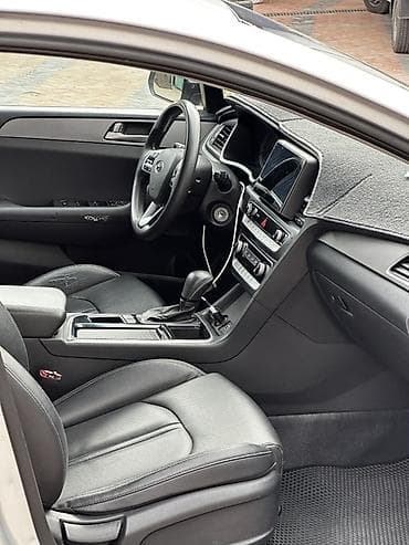 mitsubishi eclipse: Hyundai Sonata: 2018 г., 2 л, Автомат, Газ, Седан — 4