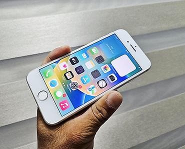 Техника и электроника: IPhone 8, Б/у, 64 ГБ, Серебристый, Чехол, 100 % — 5