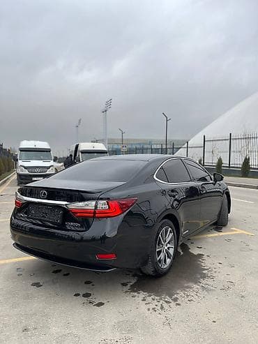 Lexus: Lexus IS: 2017 г., 2.5 л, Автомат, Гибрид, Седан — 2