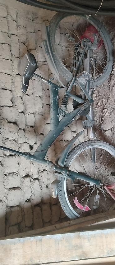 lexsus lx 470: Mercedes-Benz 190: 1990 г., Бензин, Седан — 4