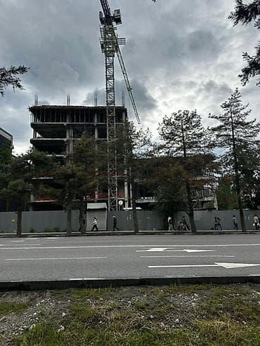 Продаю коммерческое помещение, в строящемся торговом центре по — 2