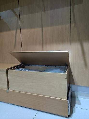 Соода таразалары: Торговые стенды для одежды с вешалами (11 )секций — 4