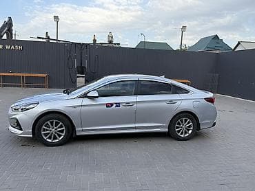 монитор с камерой заднего вида: Hyundai Sonata: 2020 г., 2 л, Автомат, Газ, Седан — 6