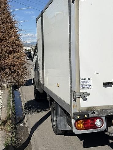 авто стекло: Рефрижераторный фургон (изотермический кузов с холодильной установкой) — 6