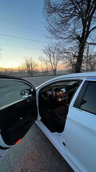 каврик: Hyundai Sonata: 2018 г., 2 л, Автомат, Газ, Седан — 7