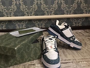 обу: Мужские кроссовки, 40, Louis Vuitton, Новый, цвет - Белый, Бесплатная доставка — 1