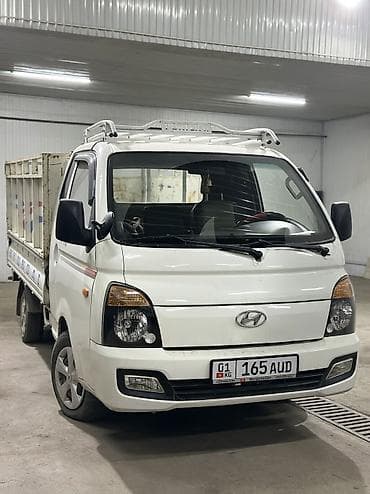 ханда сервы: Hyundai Porter: 2017 г., 2.5 л, Автомат, Дизель, Фургон — 2