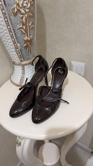 Лодочки Lauren Ralph Lauren - Классические туфли-лодочки на шпильке - — 3