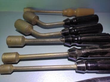 набор инструментов для дома: Набор отвёрток - воротков для бит и болтов с шестигранной головкой — 1