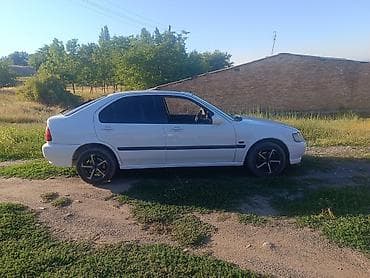 Унаа: Honda Civic: 1996 г., 1.6 л, Кол менен иштөөчү, Бензин, Седан — 3