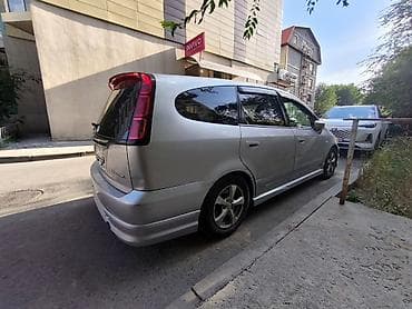 Транспорт: Honda Stream: 2004 г., 2 л, Универсал — 3