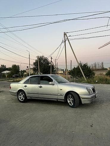 Продажа авто: Mercedes-Benz E-Class: 1996 г., 3.2 л, Автомат, Бензин, Седан — 2