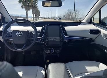 cvt: Toyota Prius: 2020 г., 1.8 л, Вариатор, Гибрид, Хэтчбэк — 10