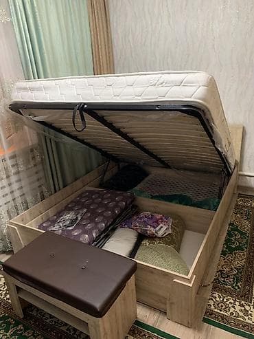 большой офисный стол: Двуспальная кровать, С матрасом, длина - 200 см — 4