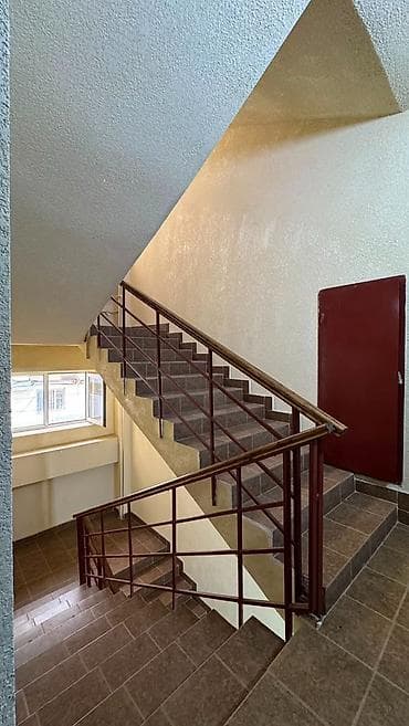 osh flat: 2 комнаты, 118 м², Азия Молл 2 этаж — 4