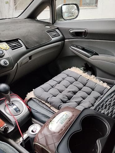 es 2016: Honda Civic: 2006 г., 1.8 л, Автомат, Седан — 7