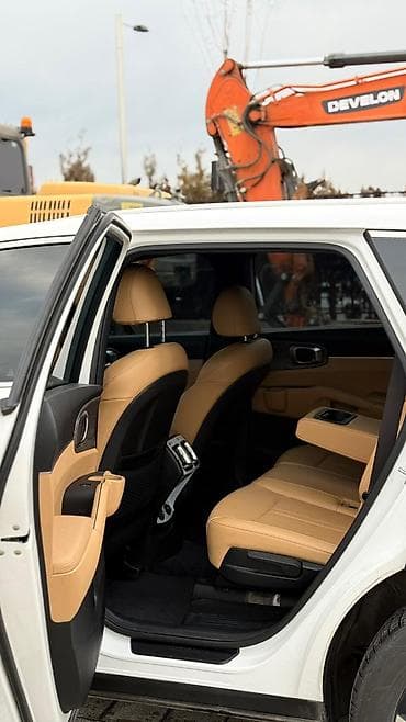 Транспорт: Kia Sorento: 2021 г., 2.2 л, Автомат, Дизель, Кроссовер — 2