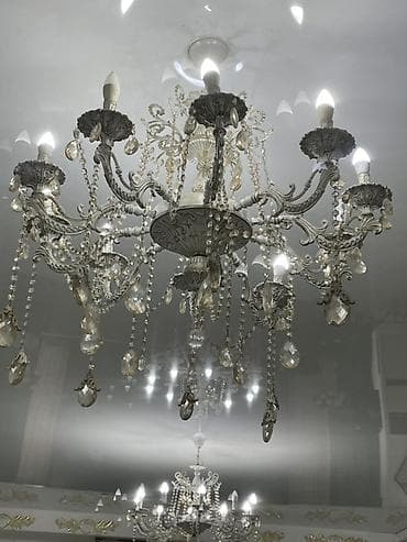 Продается люстра !Б/у 5 штуков ! Из ресторана! Классическая подвесная