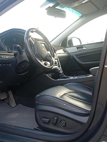 Продажа авто: Hyundai Sonata: 2018 г., 2 л, Автомат, Газ, Седан — 7