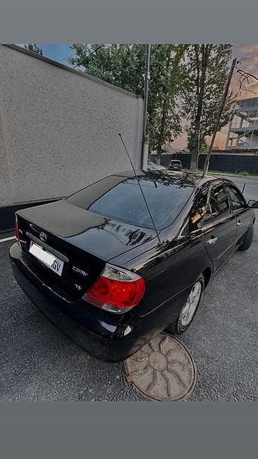 классические автомобили: Toyota Camry: 2005 г., 2.4 л, Автомат, Бензин, Седан — 5